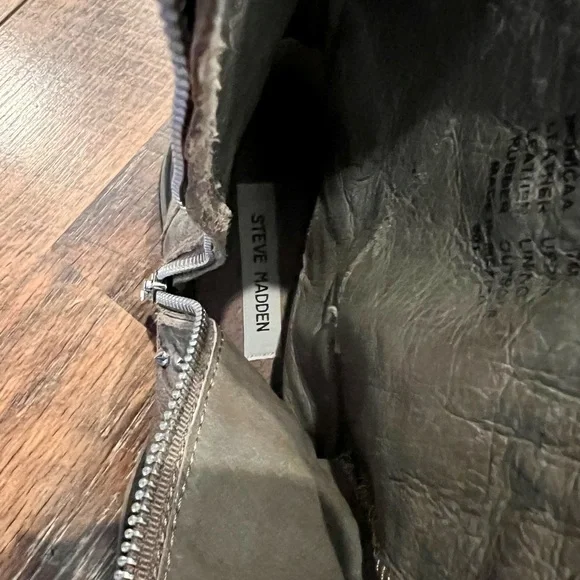 STEVE MADDEN Monicaa Leather Studded Moto Boots Size 7 - Picture 9 of 10